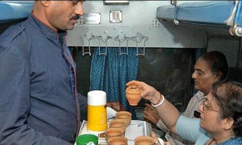 जिन ट्रेनों में पेंट्रीकार है, उन ट्रेनों में मार्च अंत तक लगेगी रेट लिस्ट