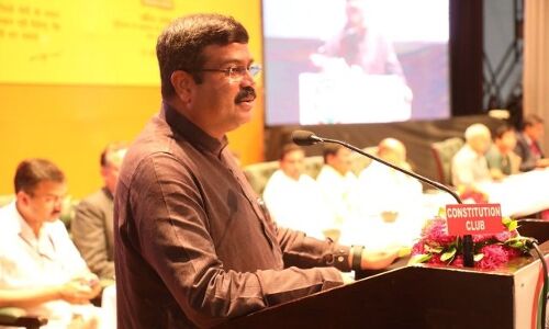 कम उम्र में ज्यादा तजुबेर्दार हैं प्रधान