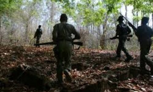 ओडिशा : सुरक्षाबलों और नक्सलियों के बीच मुठभेड में चार नक्सली मारे गए