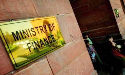 एलओयू पर प्रतिबंधः वित्त मंत्रालय ने आरबीआई से समाधान ढूंढ़ने को कहा