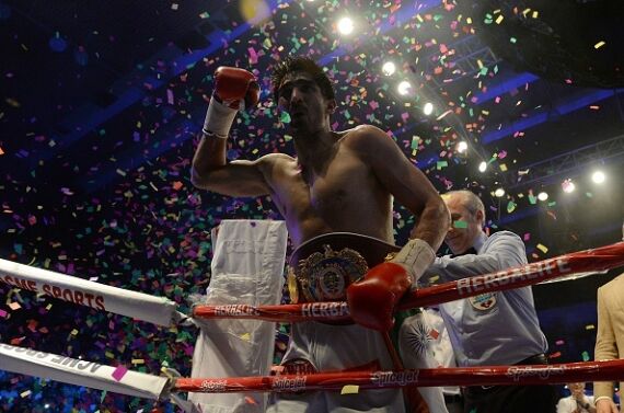 होप को हराकर विजेंदर बने  बने एशिया पैसिफिक बॉक्सिंग चैंपियन